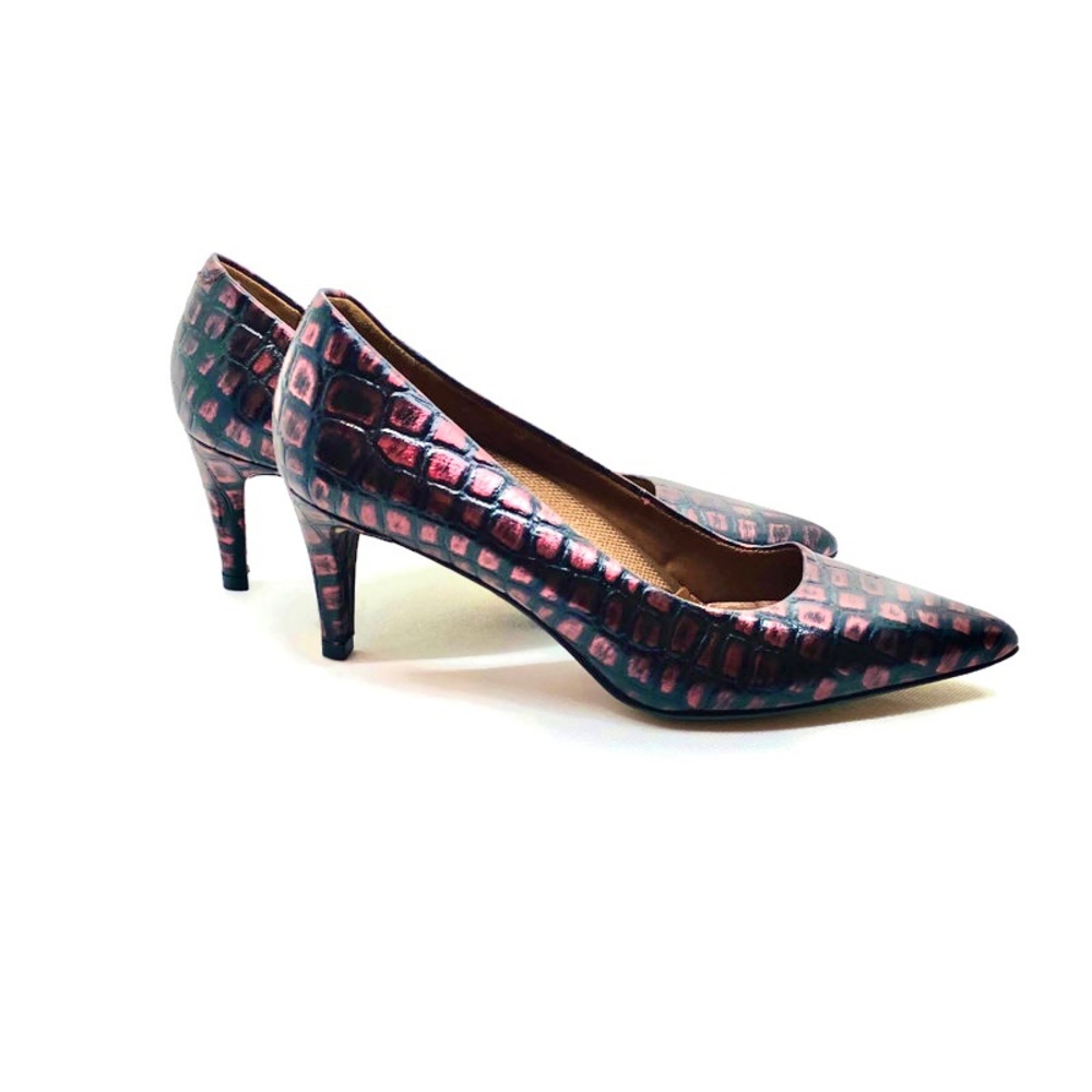 Walking Cradles alligator print pumps